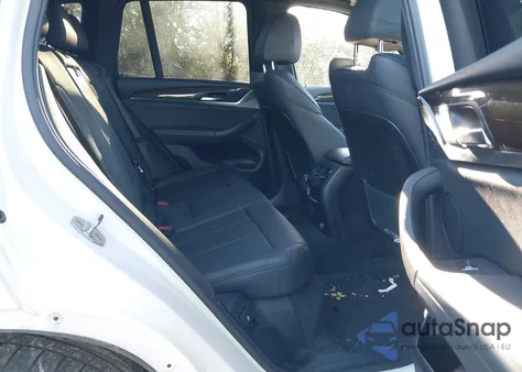 2018 BMW X3 xDrive30I z USA, uszkodzony, nr VIN 5UXTR9C55JLC69529